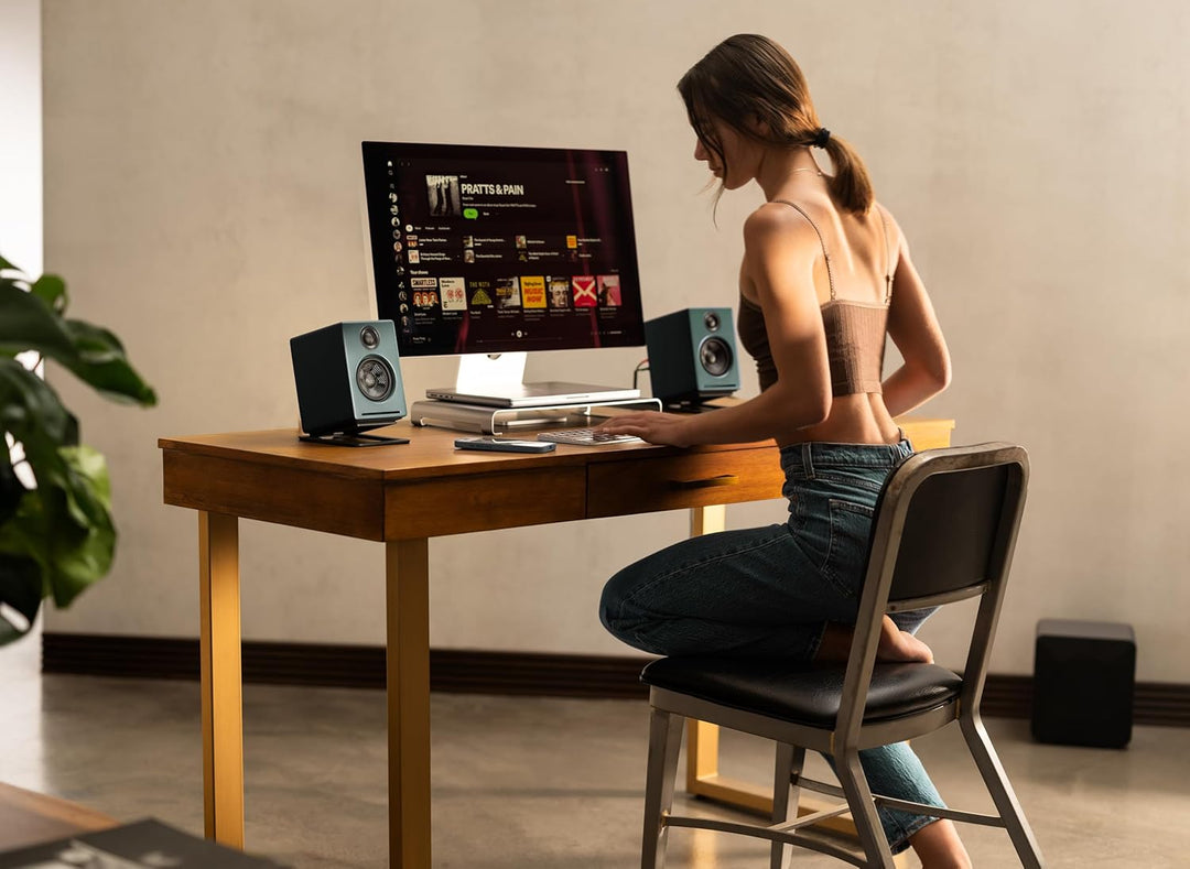 Audioengine A2 Plus Kabellose Bluetooth-Desktop-Lautsprecher – 60-W-Computerlautsprecher für Musik u