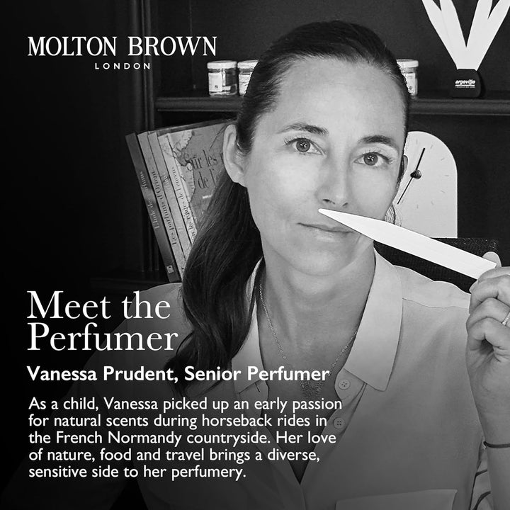Molton Brown Delicious Rhubarb & Rose Duftkerze 190 g
