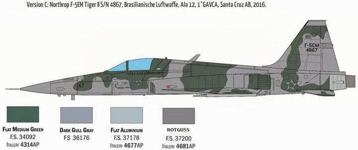 Italeri 2827S 1:48 Northrop F-5E Tiger II - Modellbau, Bausatz, Standmodellbau, Basteln, Hobby, Kleb