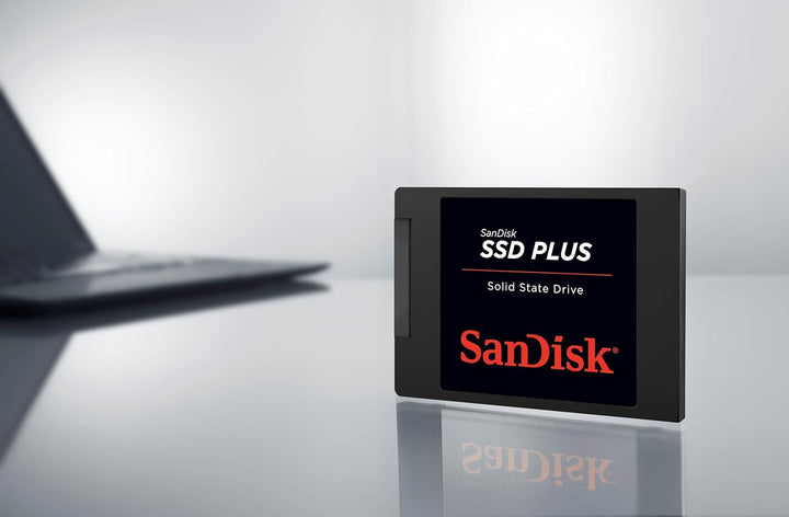SanDisk SSD Plus interne SSD Festplatte 1 TB (schnelleres Hoch-, Herunterfahren und Laden, Lesegesch
