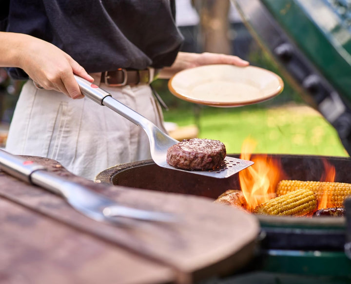 Joseph Joseph GrillOut Edelstahl BBQ-Wender, Teleskopierbar für kompakte Aufbewahrung, Mit Schlitzen