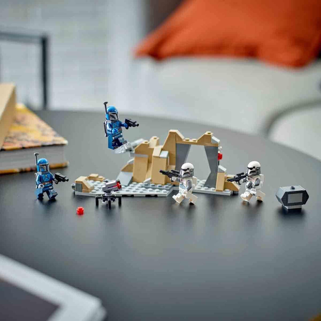 LEGO Star Wars: The Mandalorian Hinterhalt auf Mandalore Battle Pack, Abenteuer-Bauspielzeug für Kin