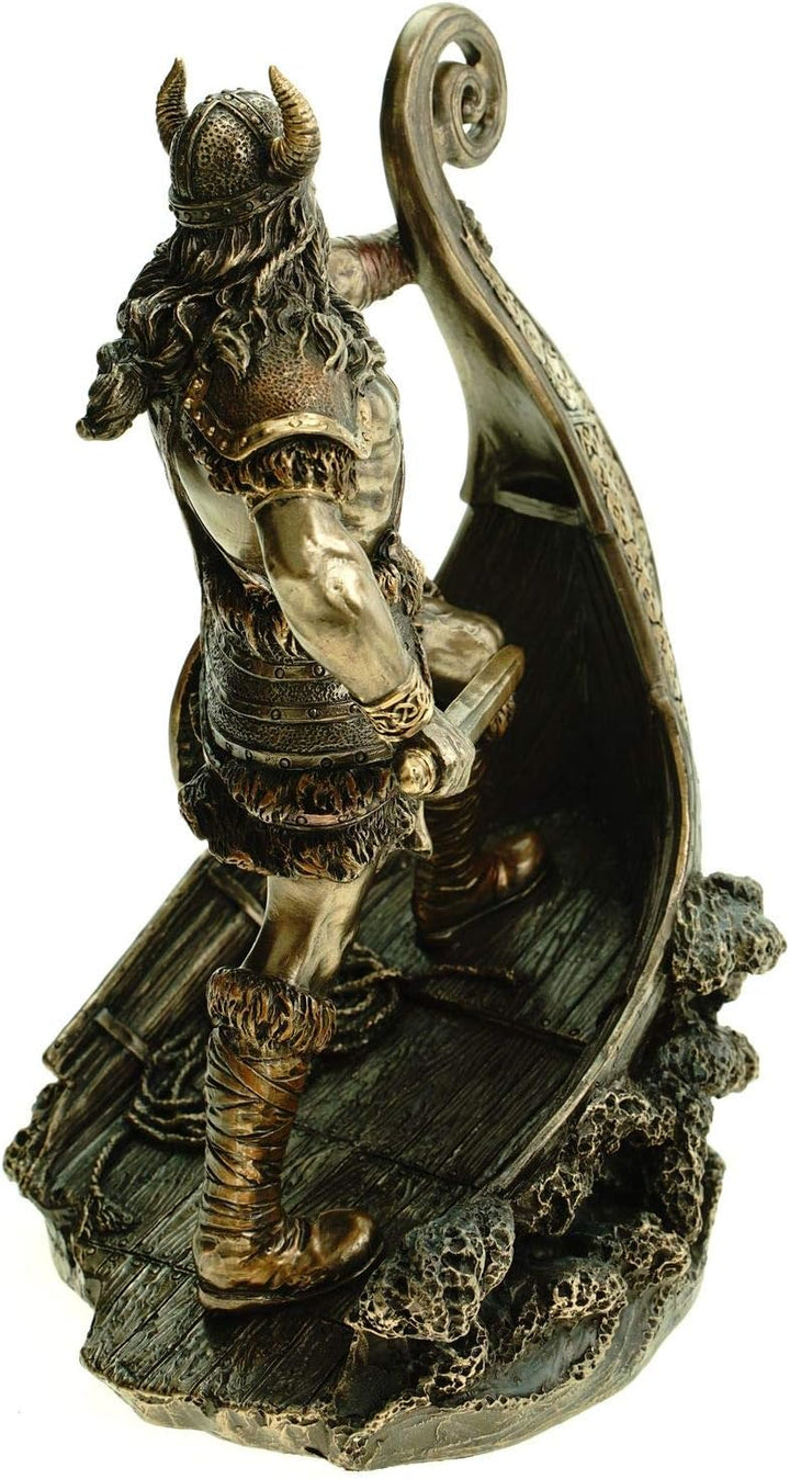 Veronese 708-7655 Figur Wikinger Steht am Bug seines Drachenschiffes 24 cm