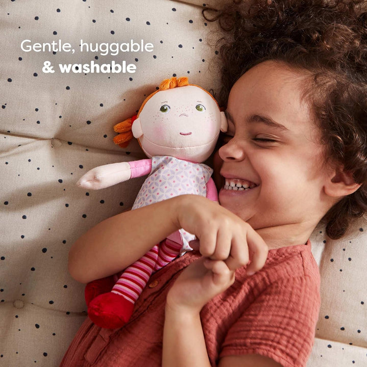 HABA Kuschelpuppe Roya – Weiche Stoffpuppe 25 cm, ideal für Babys und Kleinkinder – waschbar bei 30