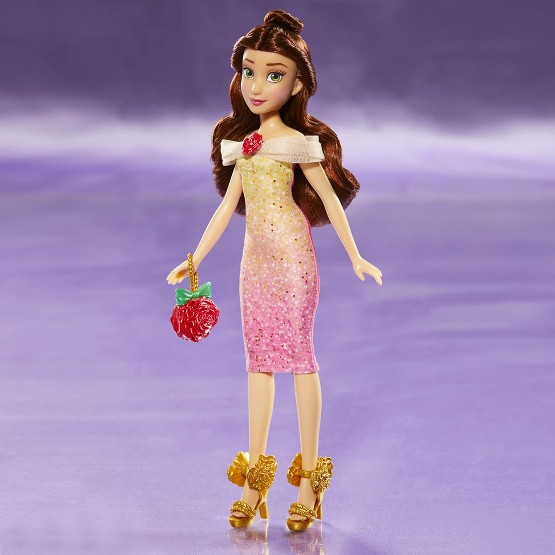 Hasbro Disney Prinzessinnen Belles Kleidergalerie Modepuppe, 10 Outfit-Kombinationen, Spielzeug für