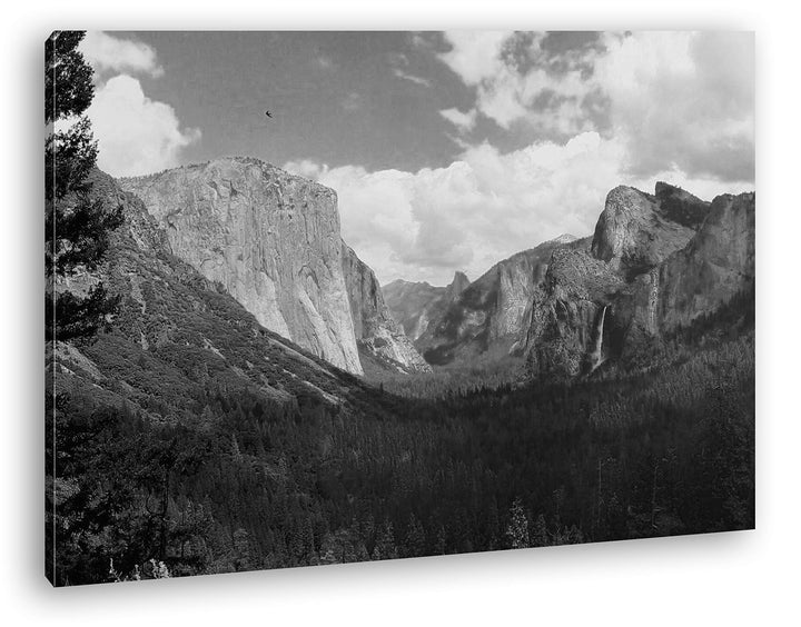 Panoramablick über den Yosemite Nationalpark Format: 80x60 Effekt: Schwarz&amp;Weiss als Leinwand, Motiv