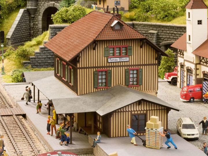 Noch Bahnhof ” Honau”