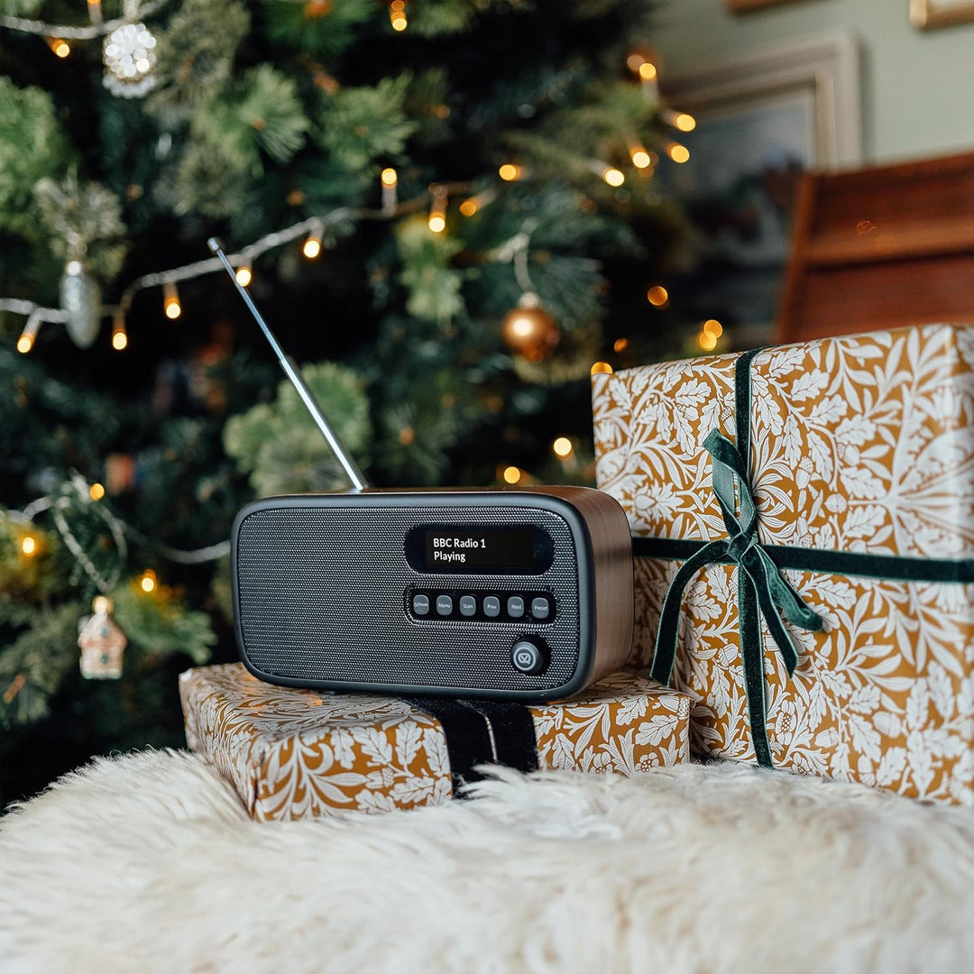 VQ Dexter Radio DAB Plus/DAB mit FM, 3 Watts Stereo Lautsprecher und LCD Bildschirm - Batteriebetrie