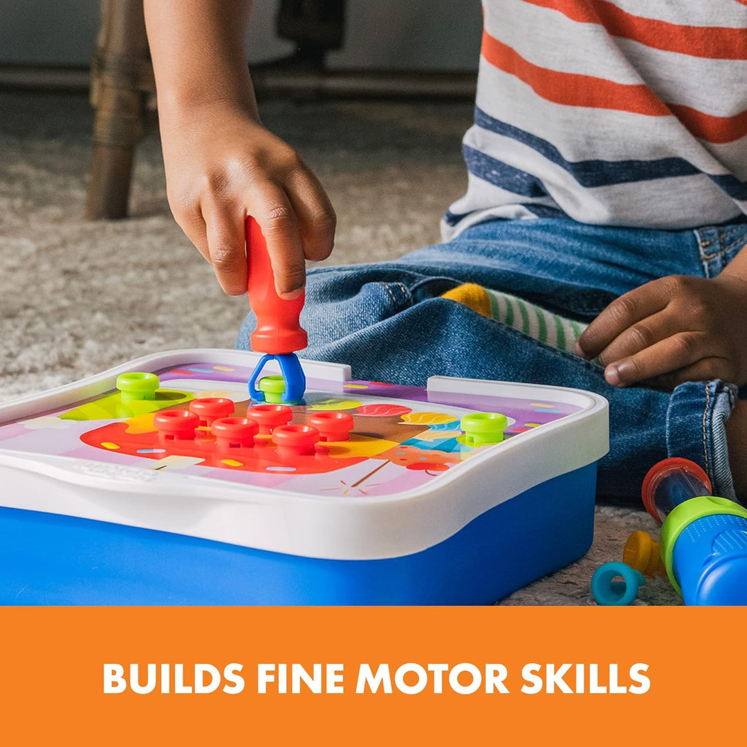 Learning Resources Design & Drill Werkstatt mit ploppenden Stecknieten, 54 Teile mit handbetriebenem