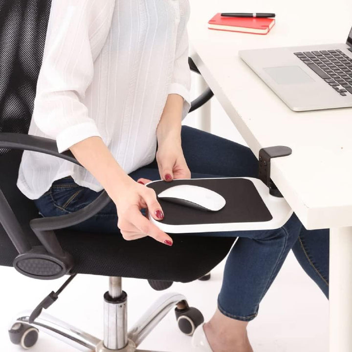 Mausablage für Zuhause, Büro, unter dem Schreibtisch, Klemmplattform, 360 ° drehbar, Verlängerungsbr