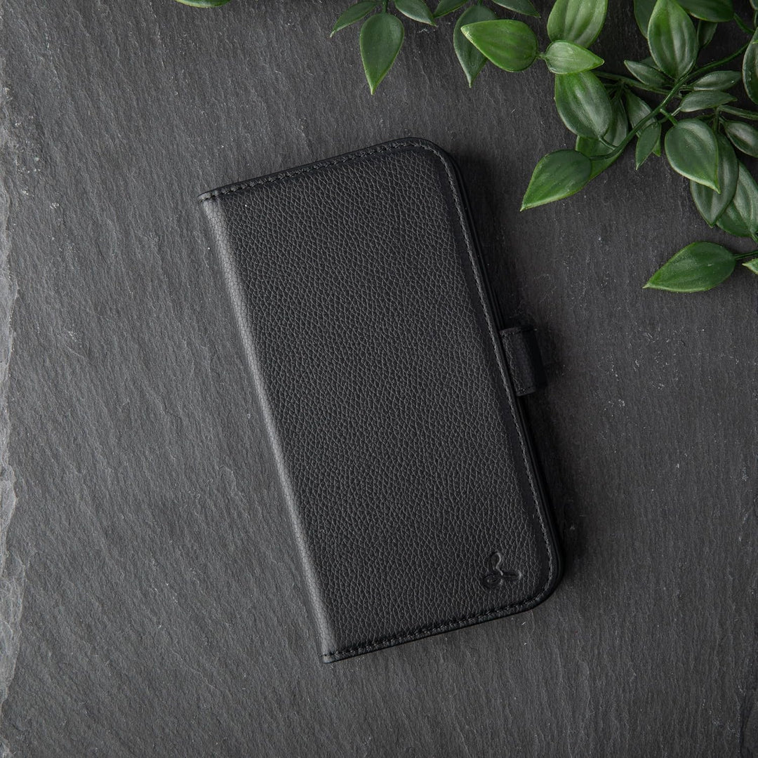 Snakehive Lederhülle für iPhone 14 Pro – Klapphülle mit Kartenfächern & Standfunktion (Geflecktes Sc