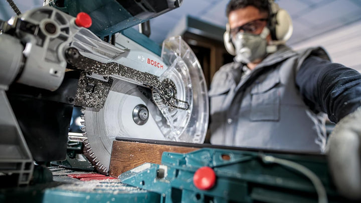 Bosch Professional Kreissägeblatt Multi Material (216 x 30 x 2,5 mm, 80 Zähne, Zubehör Kreissäge) 80