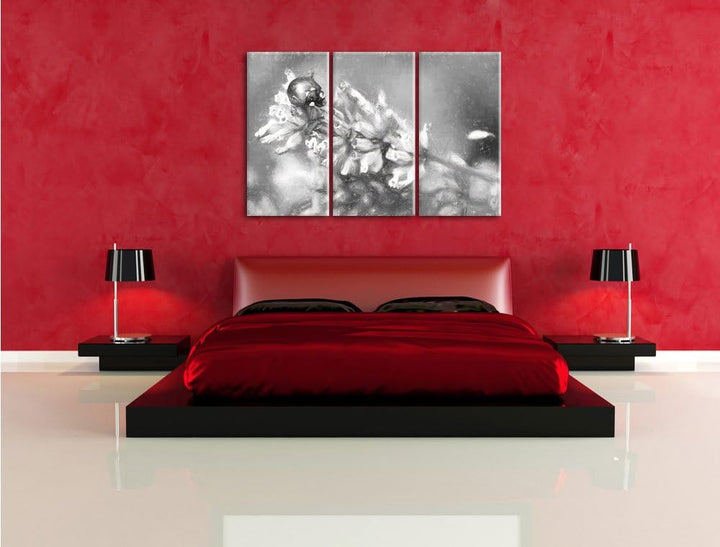 Pixxprint Kleiner Marienkäfer auf Lavendel Kunst Kohle Effekt 3-Teiler Leinwandbild 120x80 Bild auf