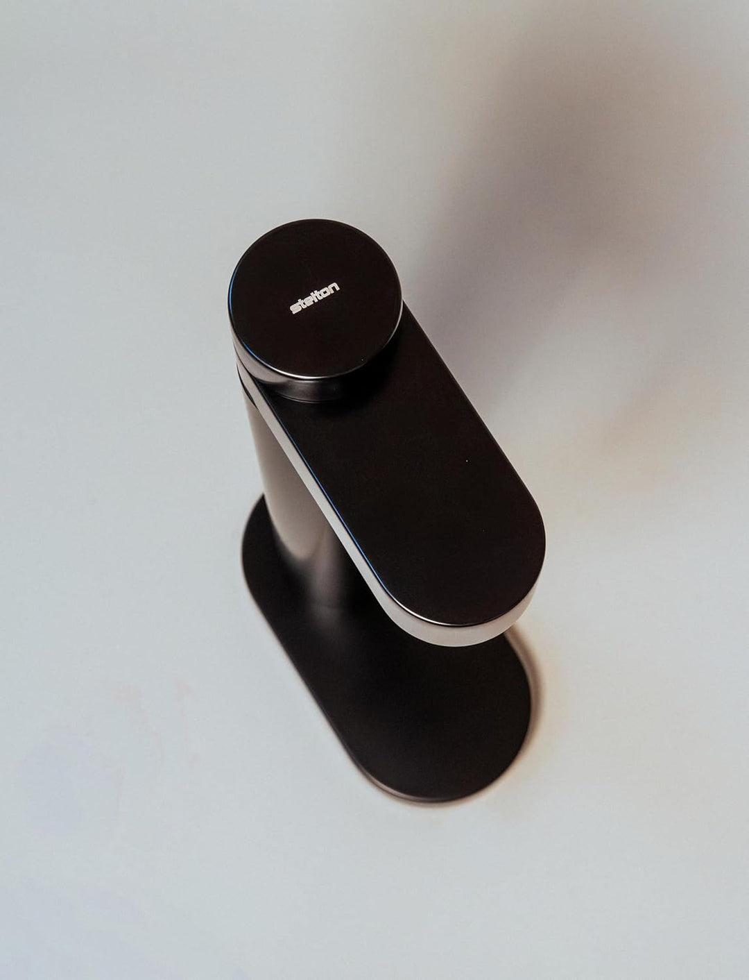 Stelton CO2 Carbonator, Brus Wassersprudler Schwarz Metallic