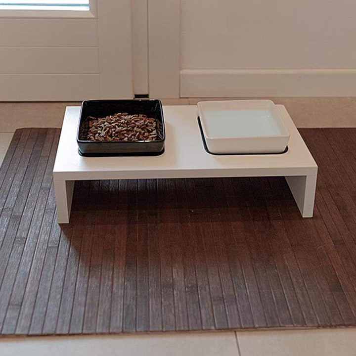 Ferplast Futterschalen für Hunde und Katzen MAKI 01, Rutschfeste Holzständer, 2 Keramikschalen à 0,5