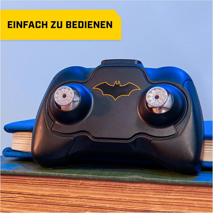 DC Comics - Batman Batmobile mit Fernsteuerung und Batman Figur (10cm) (2,4 GHz), einfach zu Fahren,