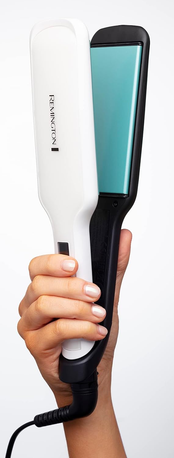 Remington Glätteisen breit Shine Therapy (hochwertige Keramikbeschichtung angereichert mit Mikrowirk