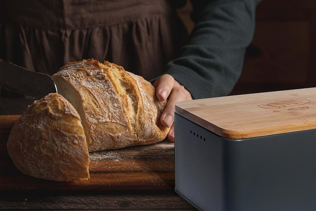 Theo&Cleo Brotkasten mit Schneidebrett , 33x21x15cm , Matte Brotbox mit Bambusdeckel und Leinen Brot