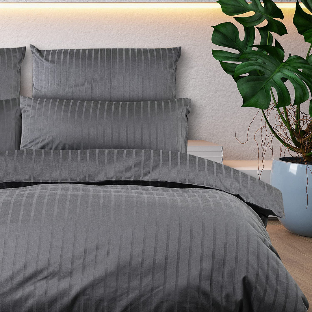 slummer Bettwäsche 135x200 - anthrazit - Bezug Damast 100% Baumwolle - YKK Reissverschluss -