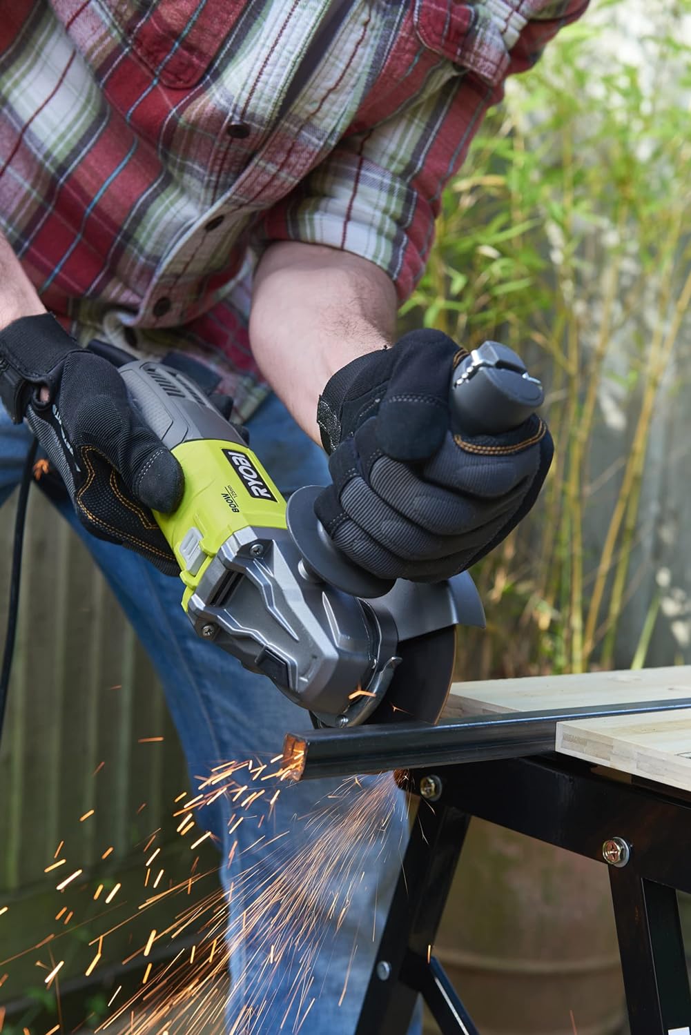 RYOBI 125mm Winkelschleifer 800W RAG800-125G (Spindelarretierung, Schutzhaubenschnellverstellung, Wi