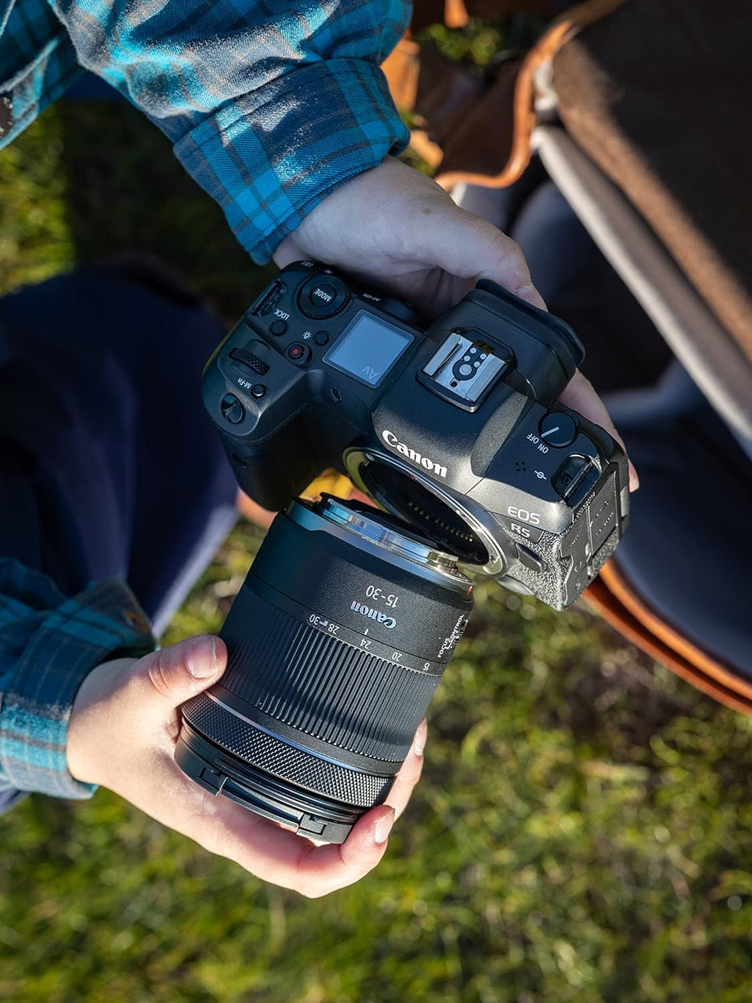 CANON Objektiv RF 15-30mm F4.5-6.3 is STM (Ultra Weitwinkel Zoom, 5,5-Stufen optischer Bildstabilisa