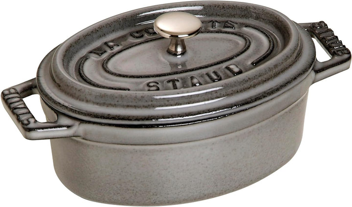 STAUB Mini Cocotte, oval mit Deckel 11 cm, 0,25 L, induktionsgeeignet, mit mattschwarzer Emaillierun