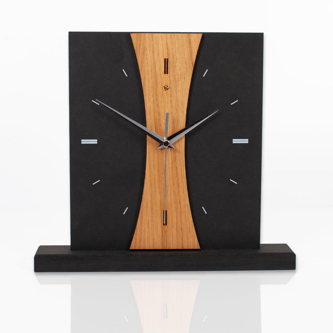 Kreative Feder Standuhr „Brown Stripe“ aus Holz – Schwarze Tischuhr in modernem Look ohne Ticken (Br