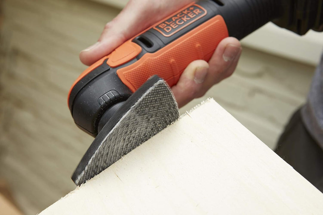 BLACK+DECKER Schnurloser Detailschleifer – dreieckiges Tablett 89 mm – 1 Akku – 40 Minuten mit einer