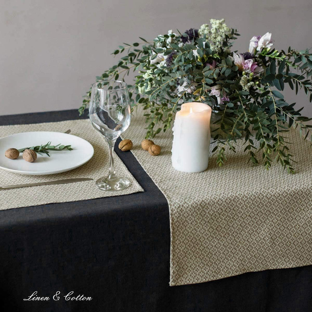 Linen &amp; Cotton Hübscher Dekorativer Tischläufer Stoff Tischband Tischwäsche Decorus - 44% Leinen, 56
