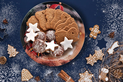 My-goodbuy24 Weihnachtsteller aus Metall - 4 Stück - Weihnachts- oder Nikolaus-Teller mit verschiede