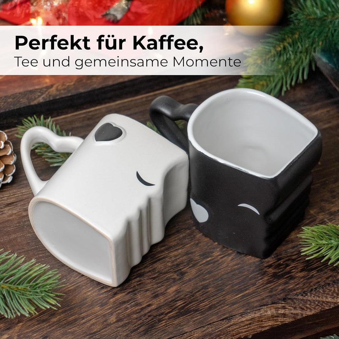 MIAMIO - Kaffeetassen/Küssende Tassen Set Geschenke für Frauen/Männer/Freund/Freundin zur Hochzeit/W