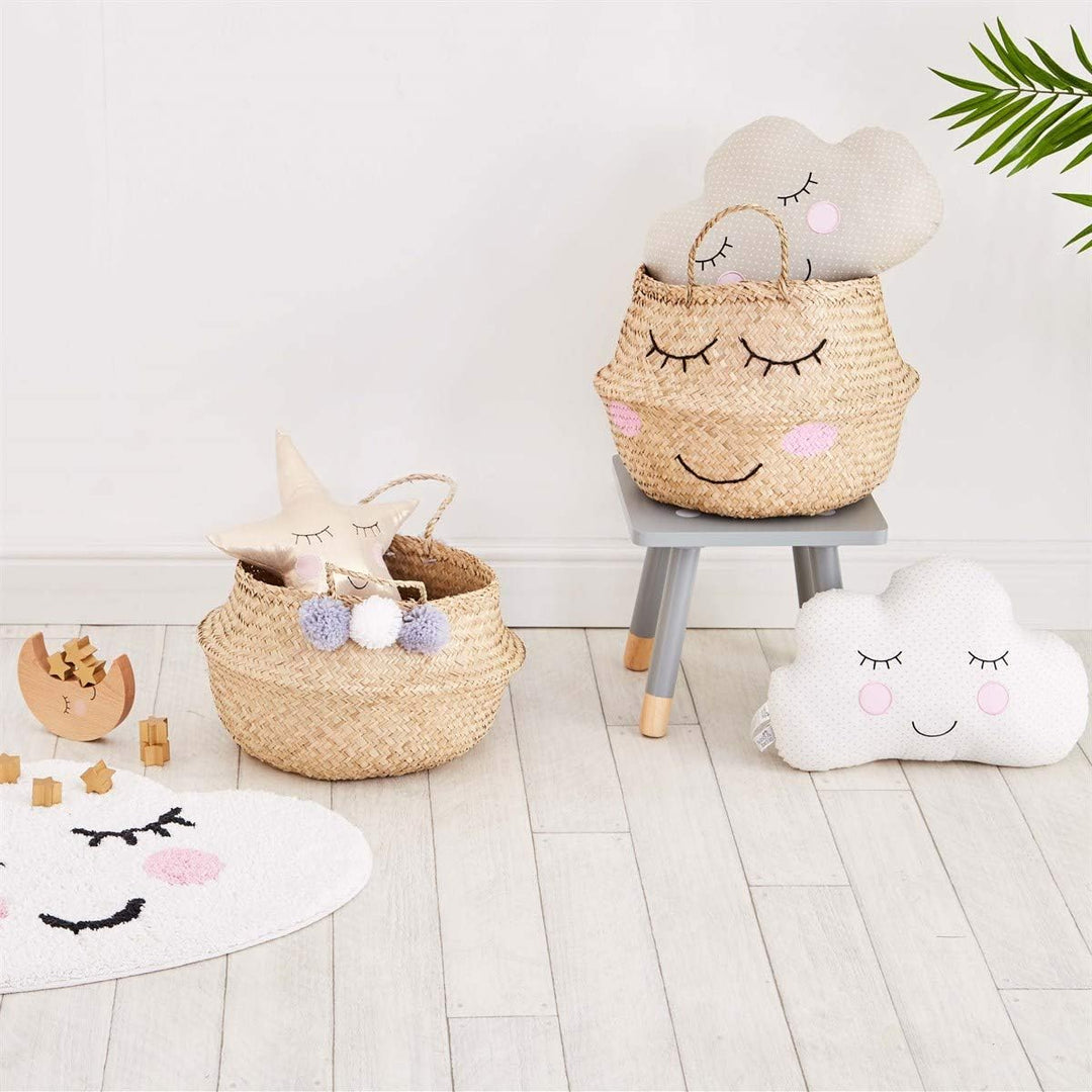 Sass & Belle Aufbeahrungskorb Bast mit Bommeln Flieder Natur BASK007 Boho ca L30 x H30 cm Basket Sto