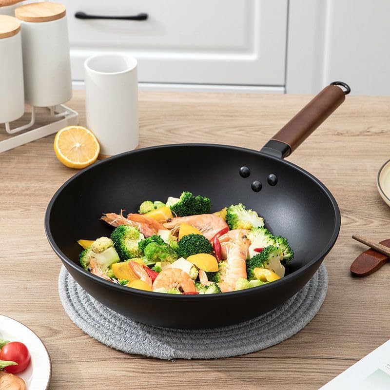 BRAVECOW 32cm Wokpfanne, für 4-6 Personen,Holzgriff,Antihaftbeschichtung,Wokpfanne aus Kohlenstoffst