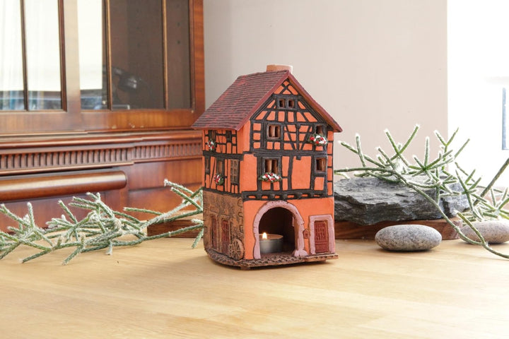 Midene Keramik Aroma Lichthaus, Handarbeit, Künstlerisches Miniatur, Historisches Altes Haus in Riqu