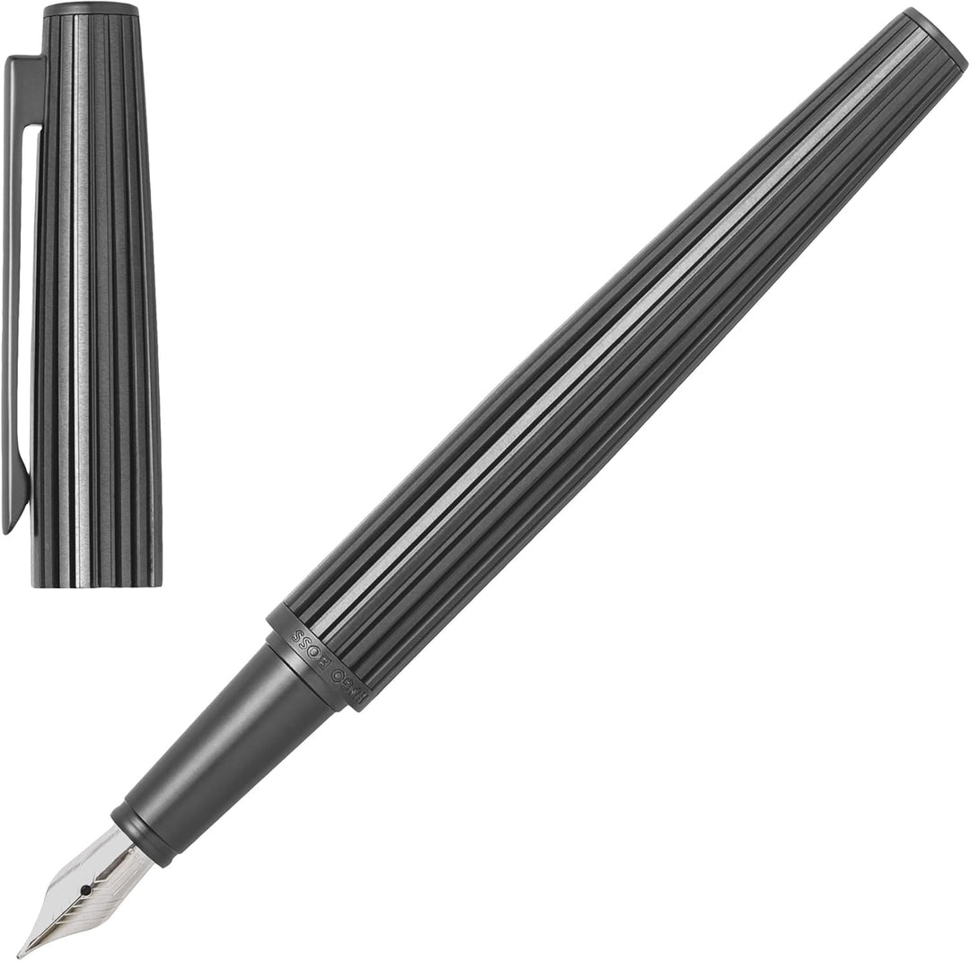 Hugo Boss Nitor Füllfederhalter aus Messing in der Farbe Gun, Länge: 14,7cm, Federstärke: M, HSV3472