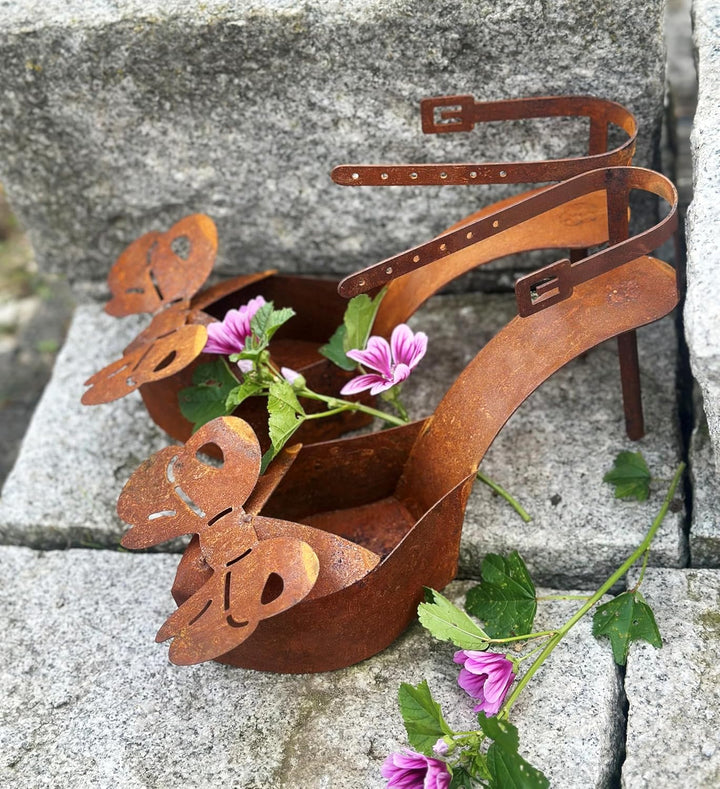 STEINFIGURENWELT GIEBEN 2er Set Pumps Damenschuhe zum Bepflanzen 31x16cm Edelrost Pflanzschuhe Stöck