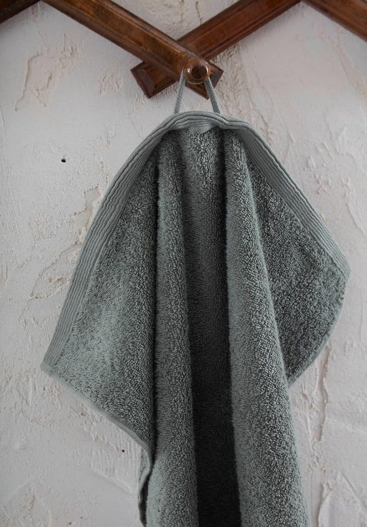 PandaHome Handtuch Set aus Baumwolle - 2 Badetucher, 2 Handtücher - 100% Baumwolle Towel, Schnelltro