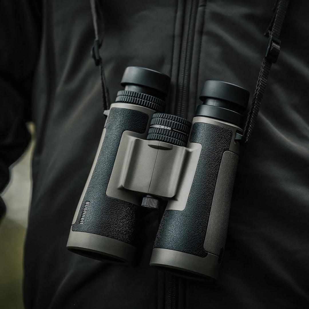 Bushnell R5 12x50 Fernglas mit Vault Lite Bino Brustgeschirr, Phase 3 Beschichtungen, Dielektrische