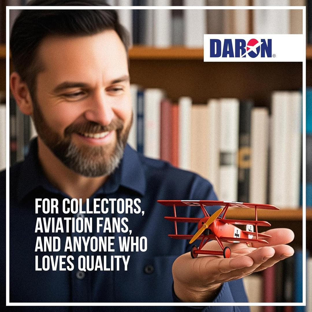 Daron Worldwide Trading Fokker DR.I 1:63 Red Baron Vehicle