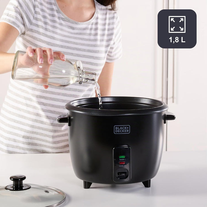 BLACK+DECKER BXRC1800E - Reiskocher. 700W. 1,8 Liter Fassungsvermögen. Antihaft-Beschichtung. Kochfu