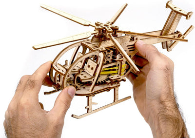 Revell Tiny Adventures Helicopter, Hochdetailliertes Design mit komplexem Armaturenbrett, Detaillier