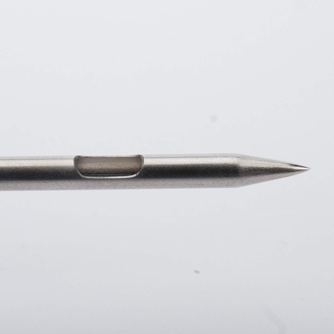 Westmark Marinierspritze mit abnehmbarer Nadel, Länge: 22,5 cm, Mit Skala bis 1,5 oz/50 ml, Kunststo