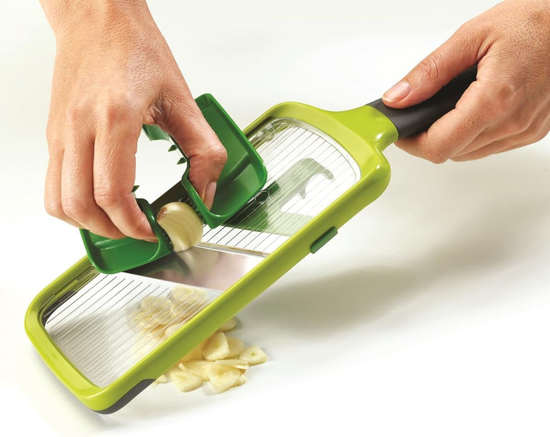 Joseph Joseph Multi-Grip Küchen Mandoline, Verstellbar Gemüseschneider und zwiebelschneider, 3-Schei
