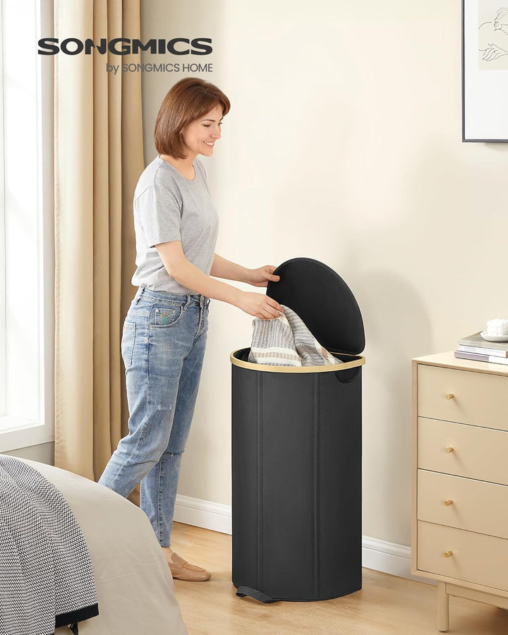 SONGMICS Wäschekorb, Wäschesammler, 90 Liter, Wäschetonne mit Deckel, Wäschesack herausnehmbar, für