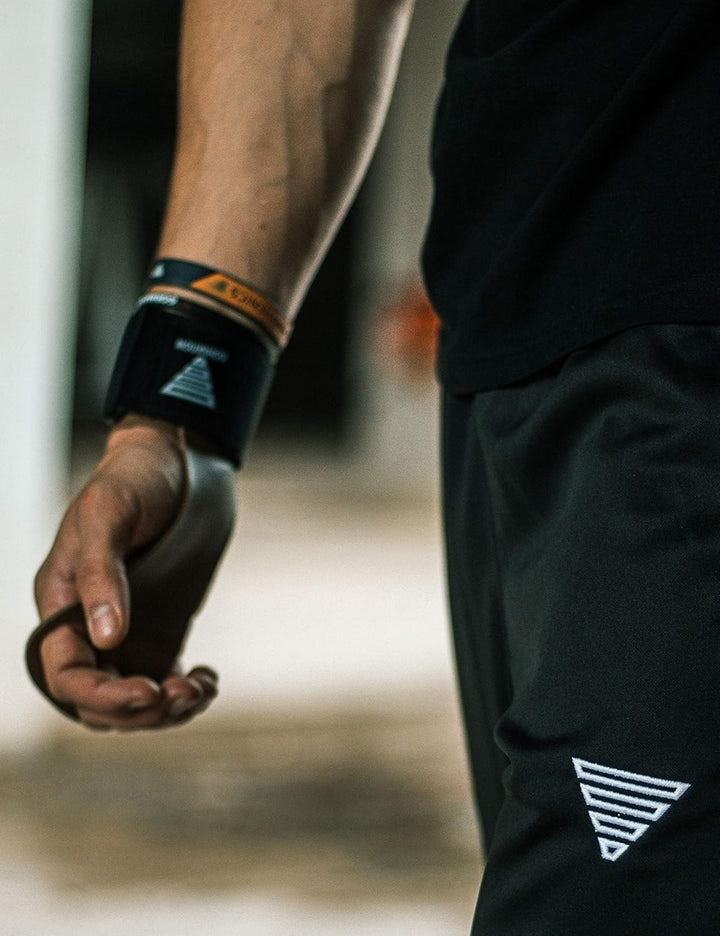 GORNATION Fitness-Handschuhe, Leder-Grips mit Handgelenkstütze für Herren &amp; Damen, Alternative für T
