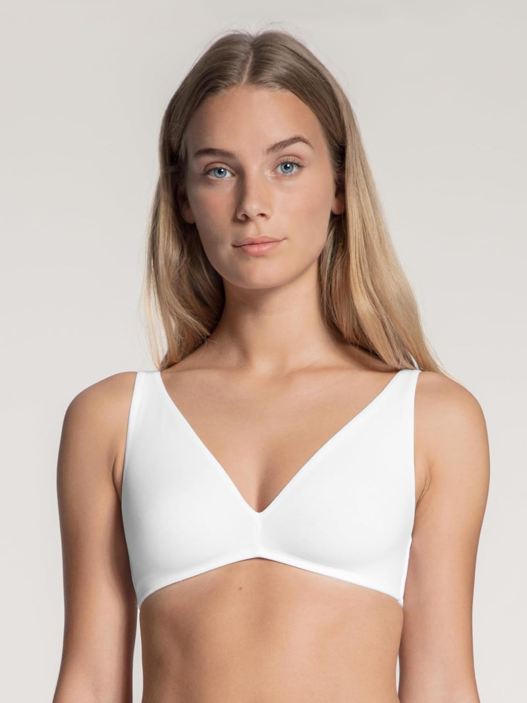 CALIDA Natural Comfort Soft-BH, triangelform Damen, verstellbare Träger, bügellos, aus hochwertiger