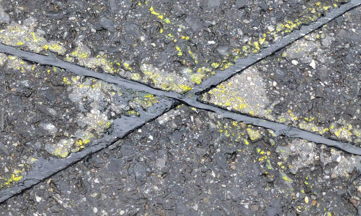 Kebu - Betonfugenvergussmasse BN Heiss-Vergussmasse Asphalt und Beton - Grösse: 12kg