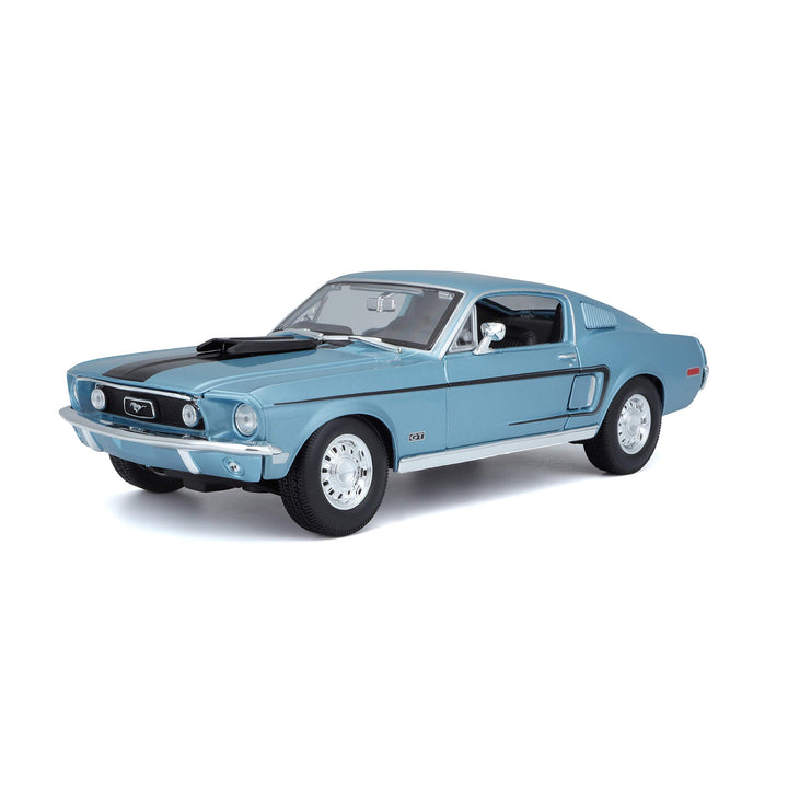 Maisto Ford Mustang GT Cobra Jet 68 Modellauto im Massstab 1:18 (Metallic-Blau)