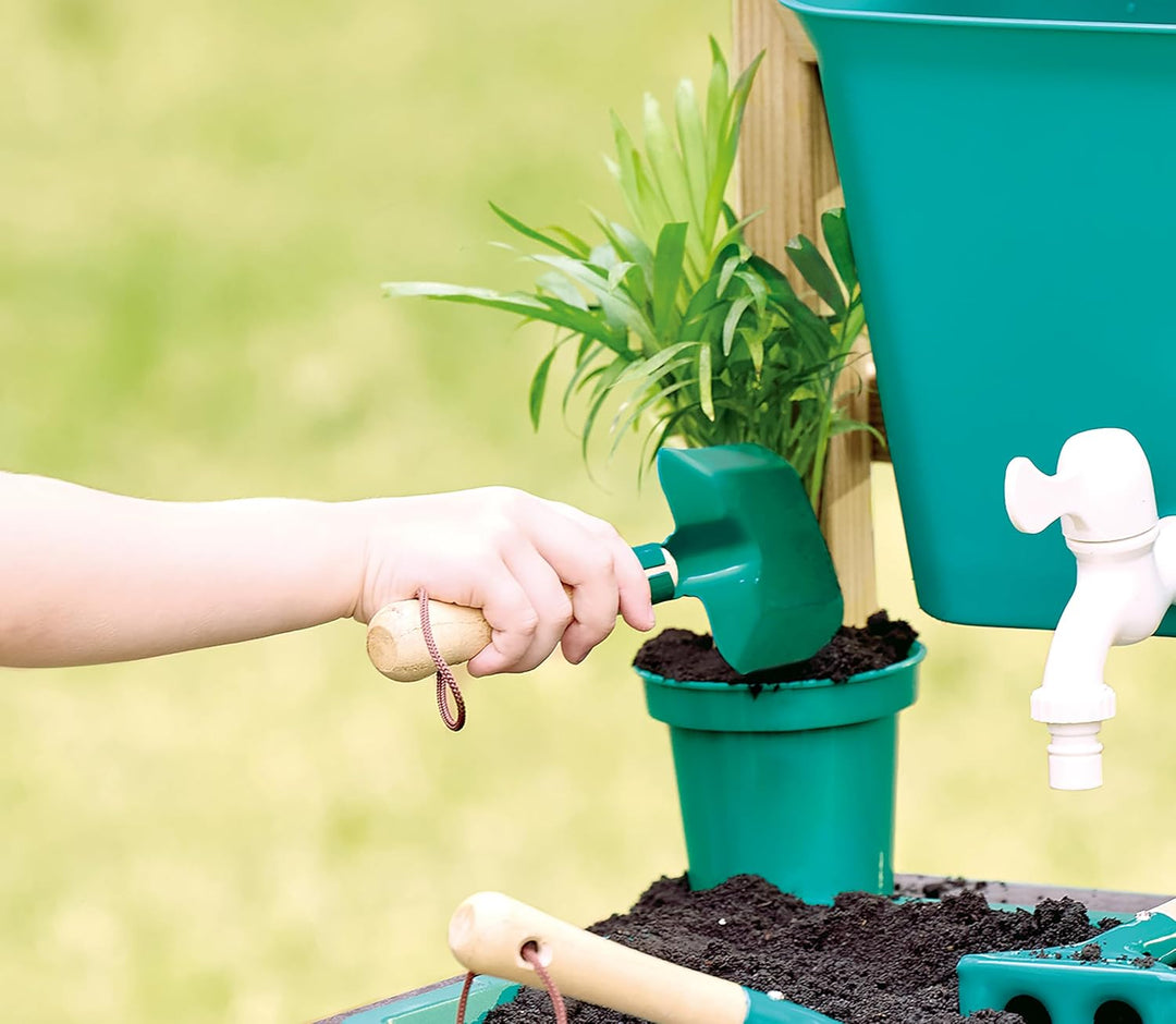 Hape Kinderpflanztisch aus Holz – Gartenspielzeug Set mit Pflanztagebuch, Giesskanne &amp; Werkzeug – Ho