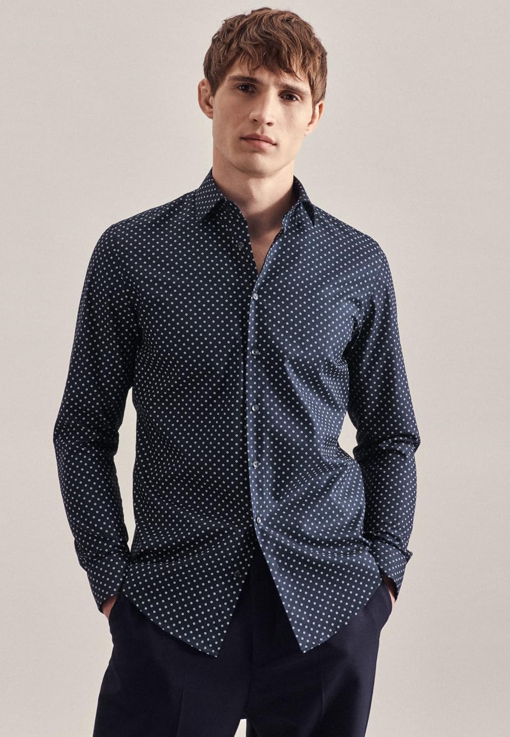 Seidensticker Herren Business Hemd - Bügelfreies Hemd mit sehr schmalem Schnitt - X-Slim Fit - Langa